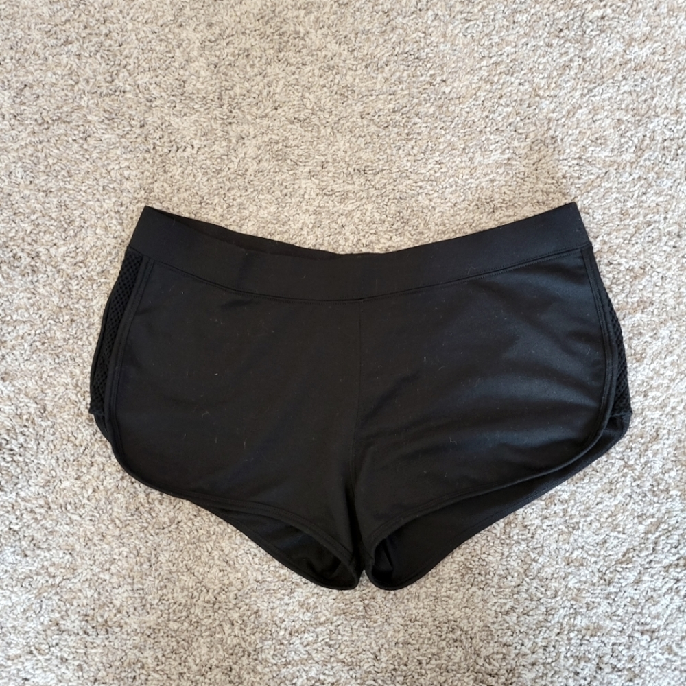 Fabletics shorts